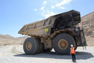 Camions utilisés pour les opérations minières au Pérou
